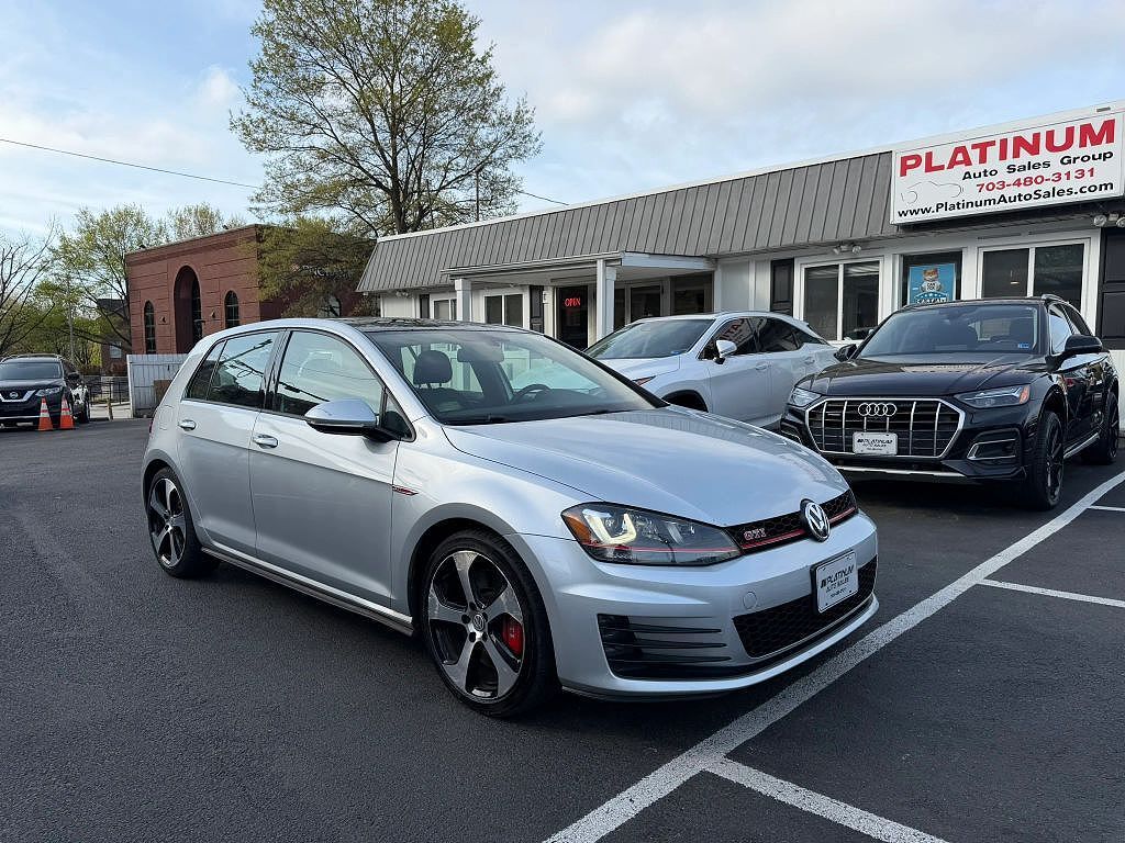 2017 VOLKSWAGEN Golf GTI