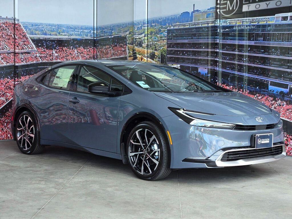 2026 TOYOTA Prius