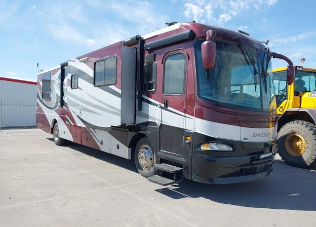 2005 FREIGHTLINER XC Raised Rail Rear Engine Motor Home Chassis