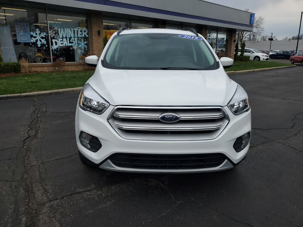 2018 FORD Escape