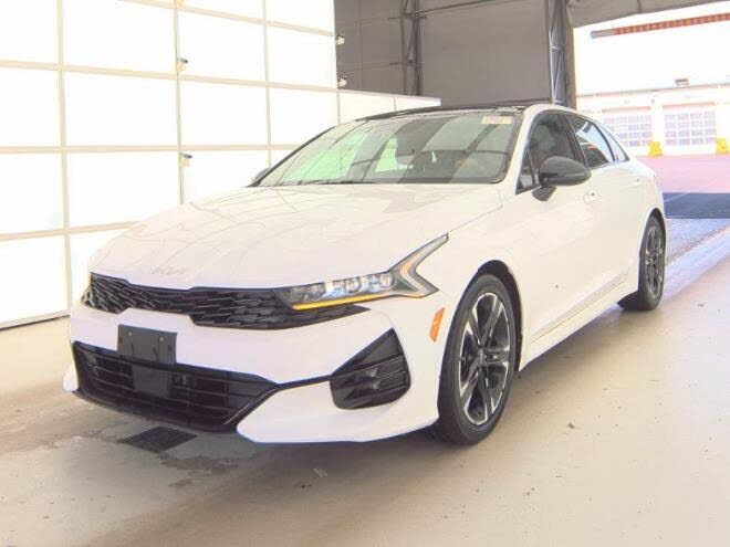 2022 KIA K5