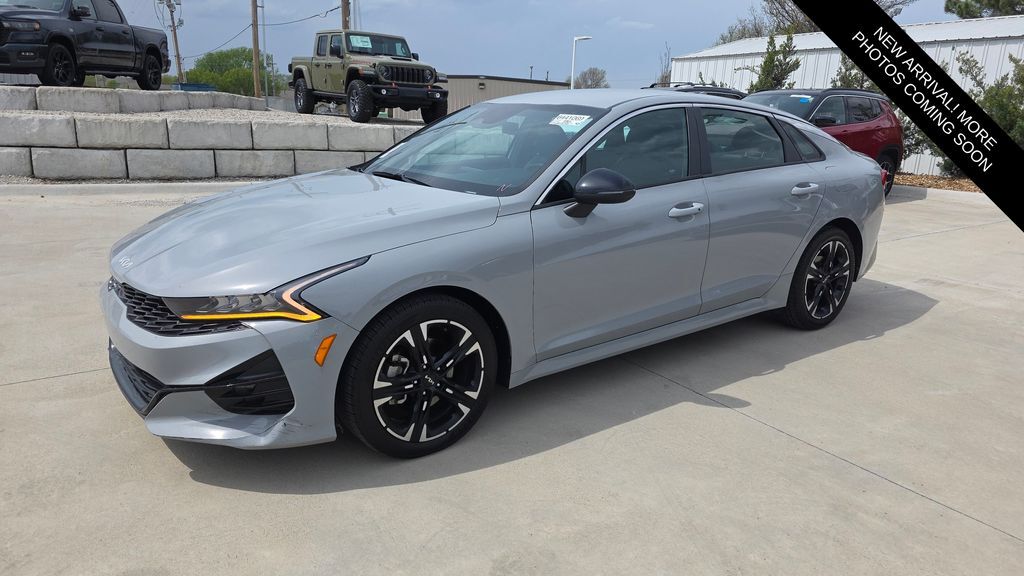 2022 KIA K5