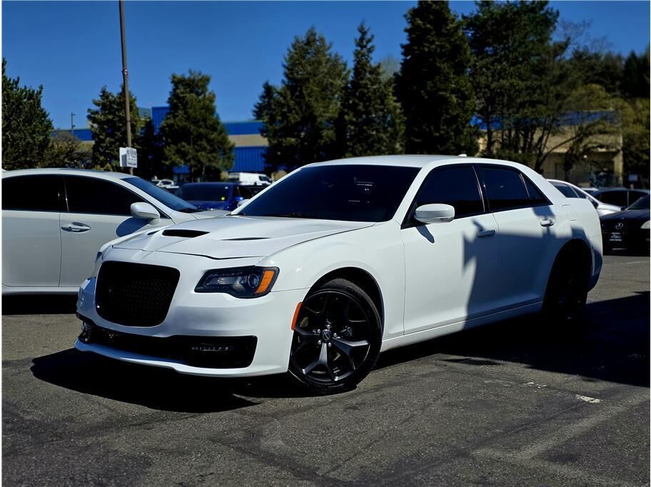 2021 CHRYSLER 300