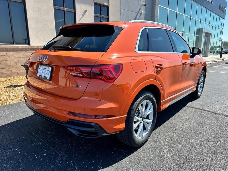 2022 Audi Q3