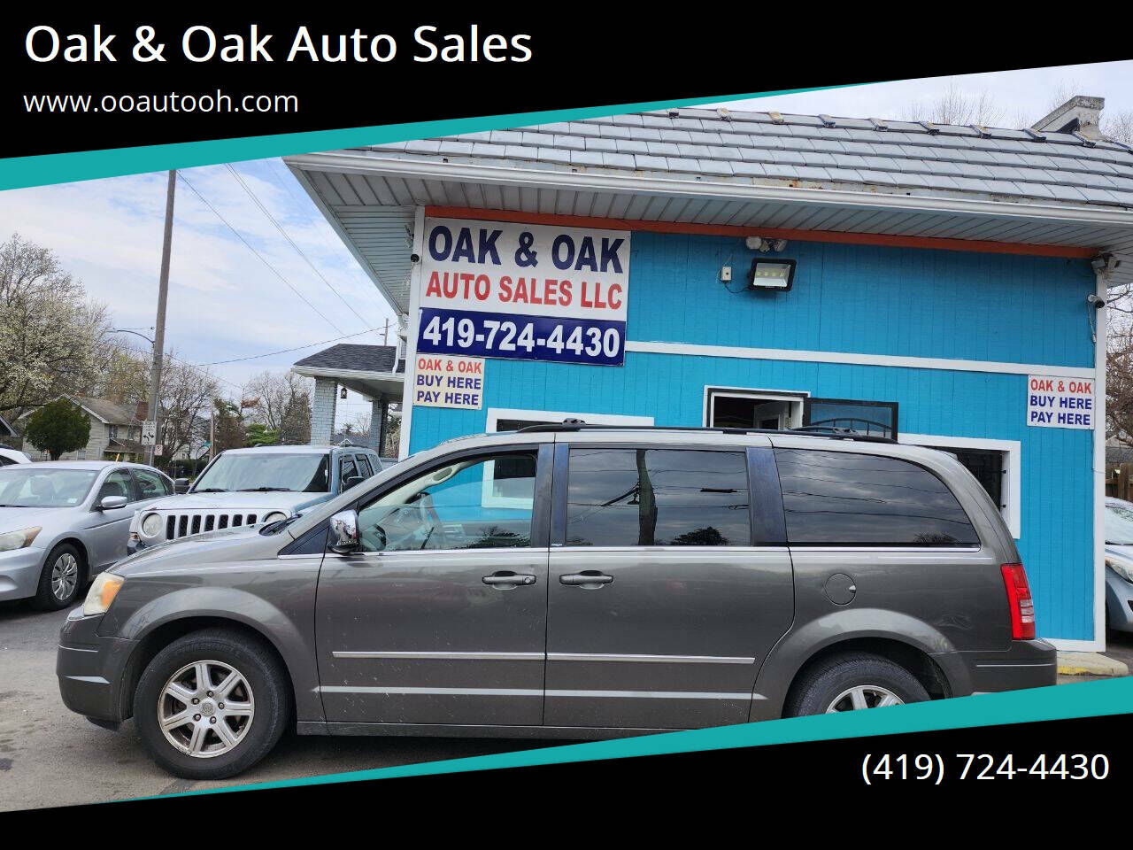 2010 CHRYSLER Town and Country