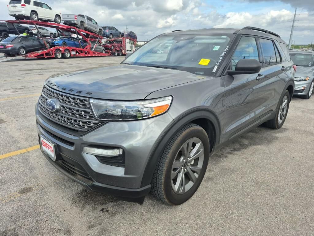 2021 FORD Explorer