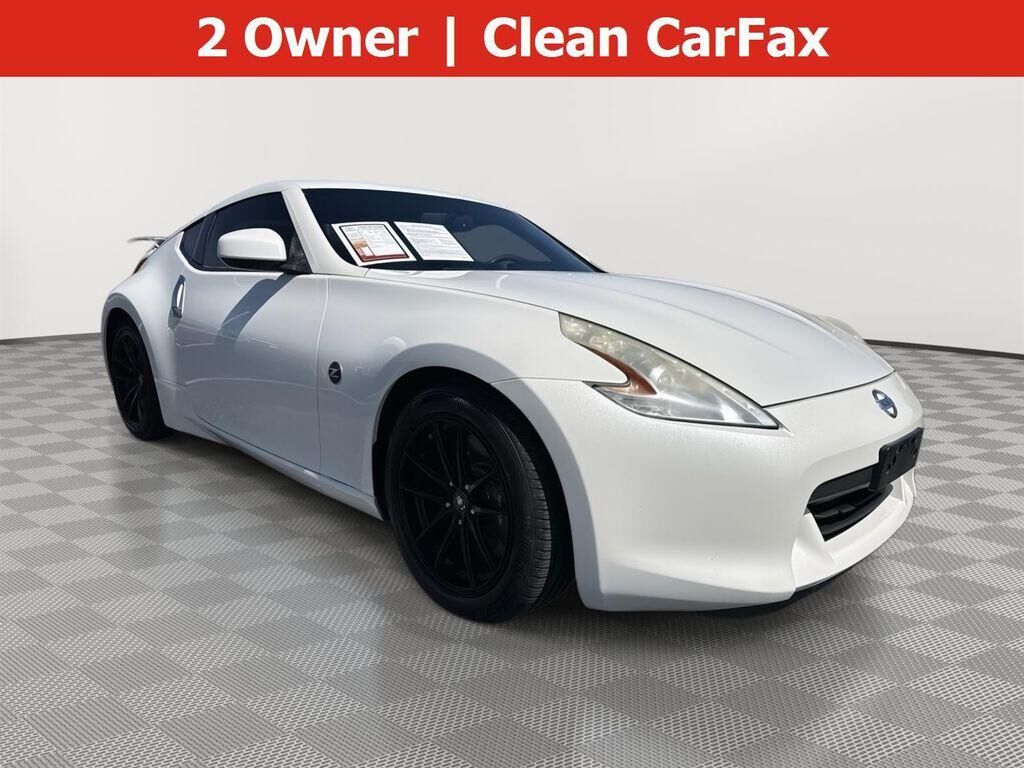 2012 NISSAN 370Z