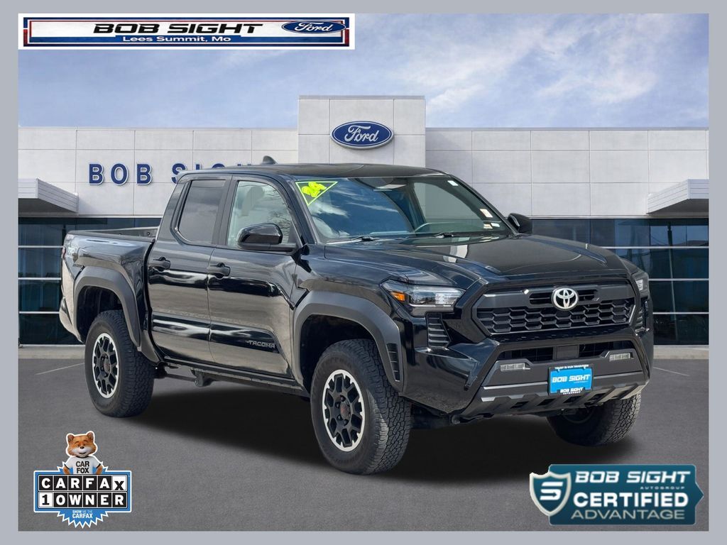 2024 TOYOTA Tacoma