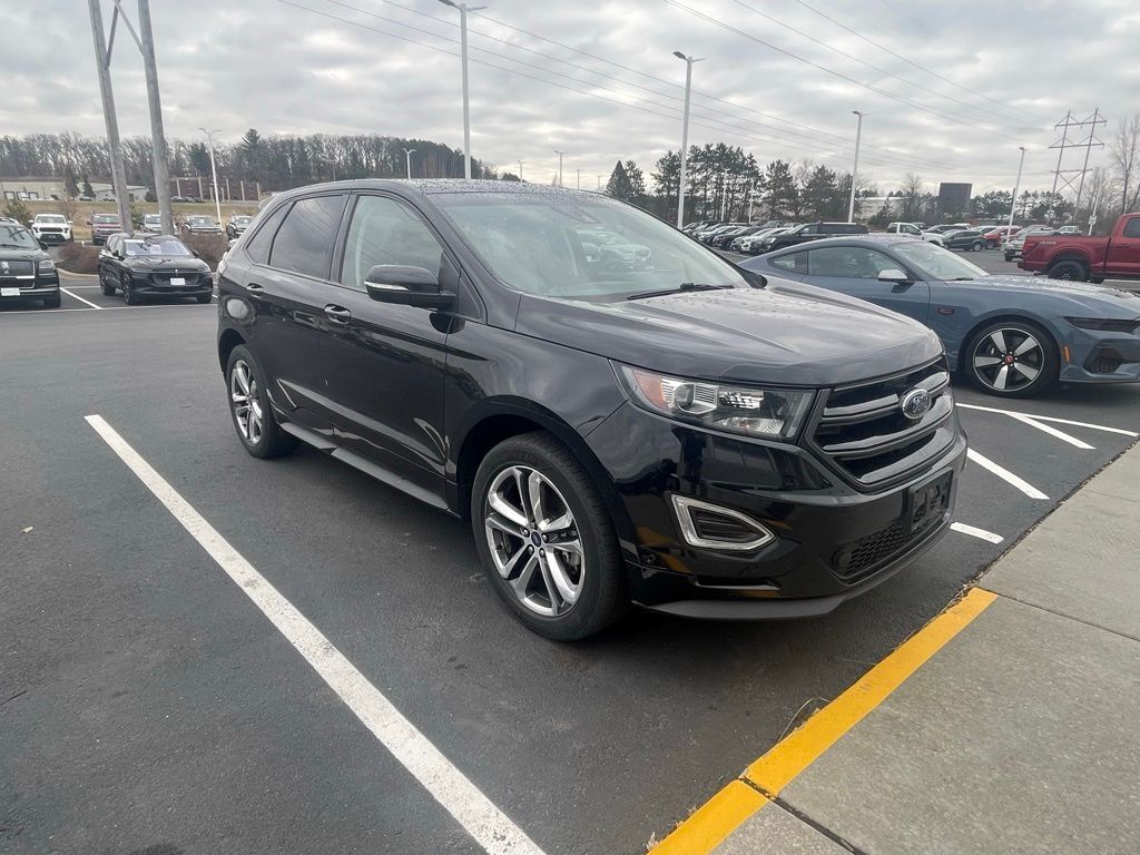 2018 FORD Edge