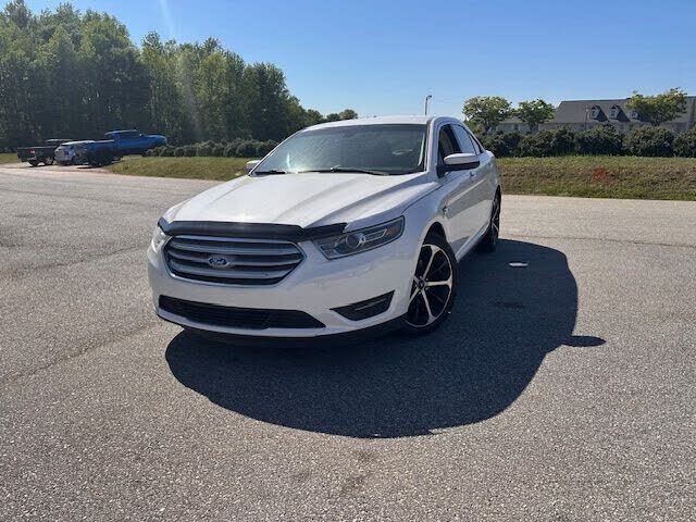 2015 FORD Taurus