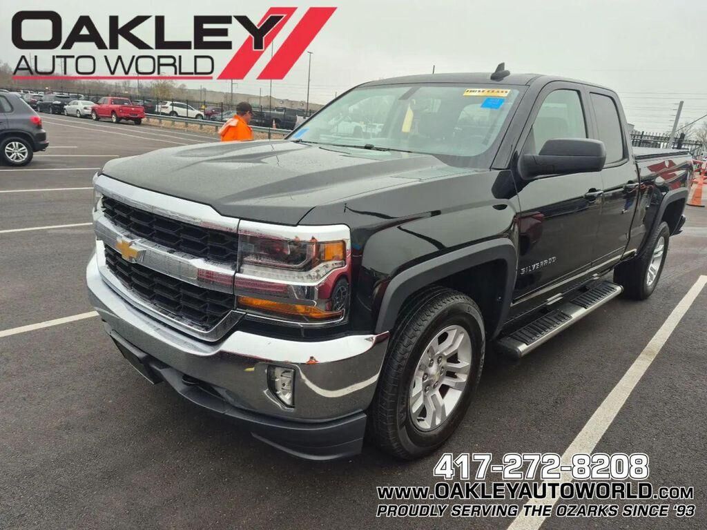 2017 CHEVROLET Silverado