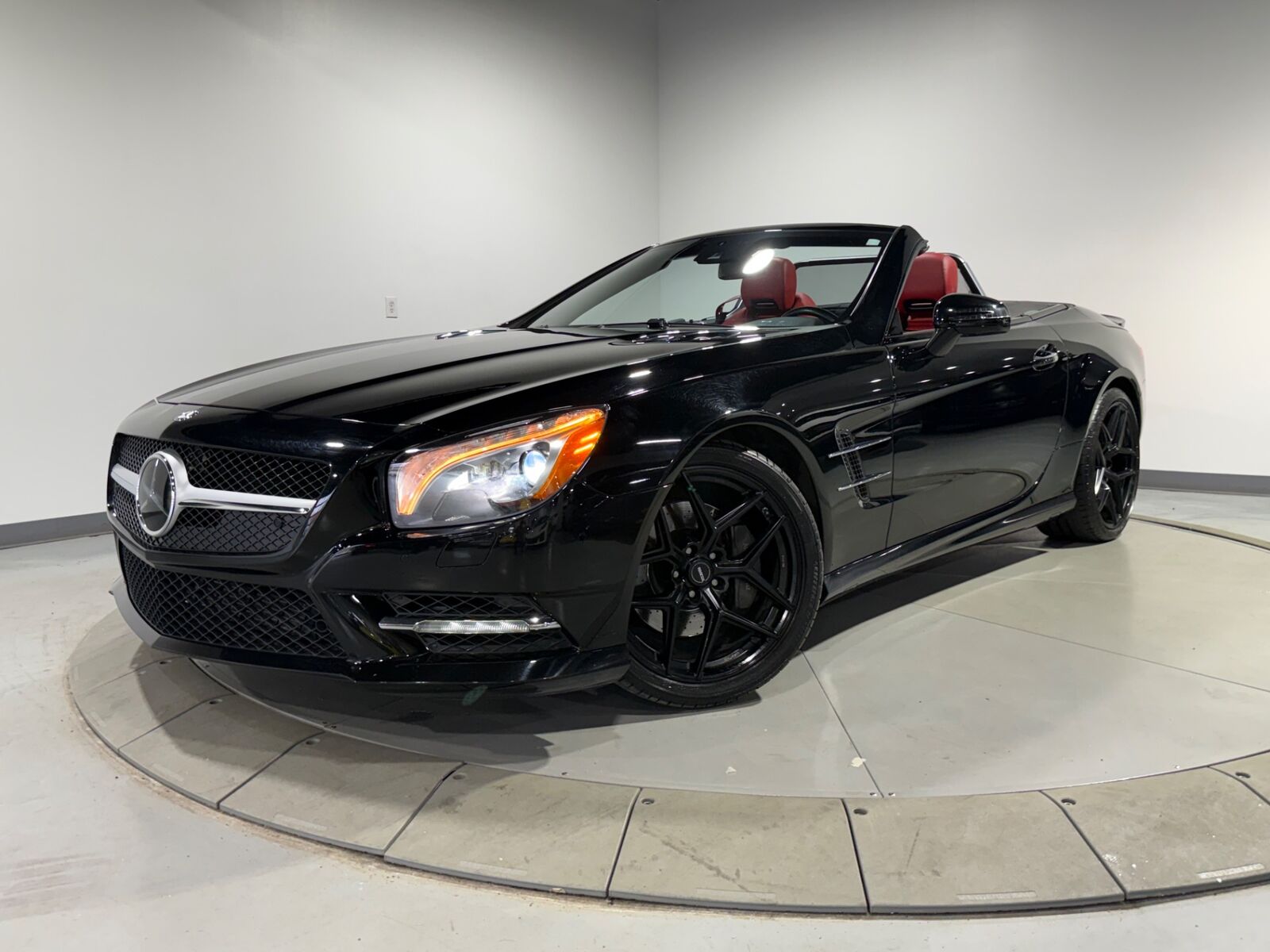 2016 MERCEDES-BENZ SL-Class