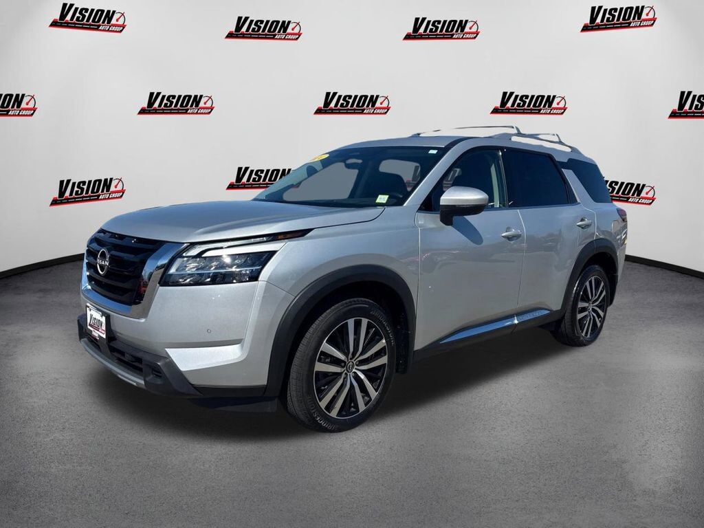 2024 NISSAN Pathfinder