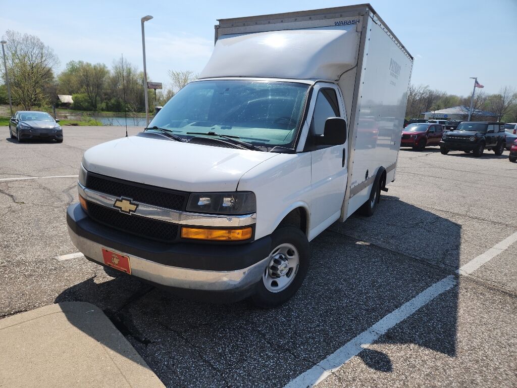 2023 CHEVROLET Express