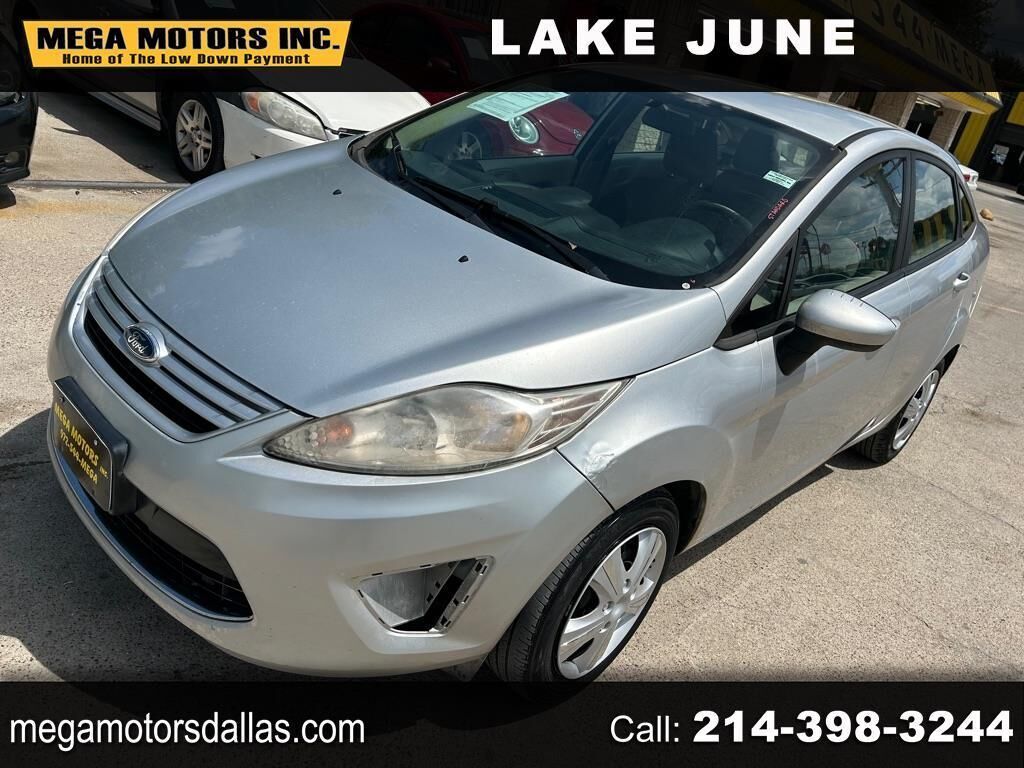 2011 FORD Fiesta