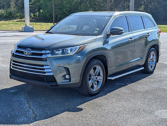 2019 TOYOTA Highlander