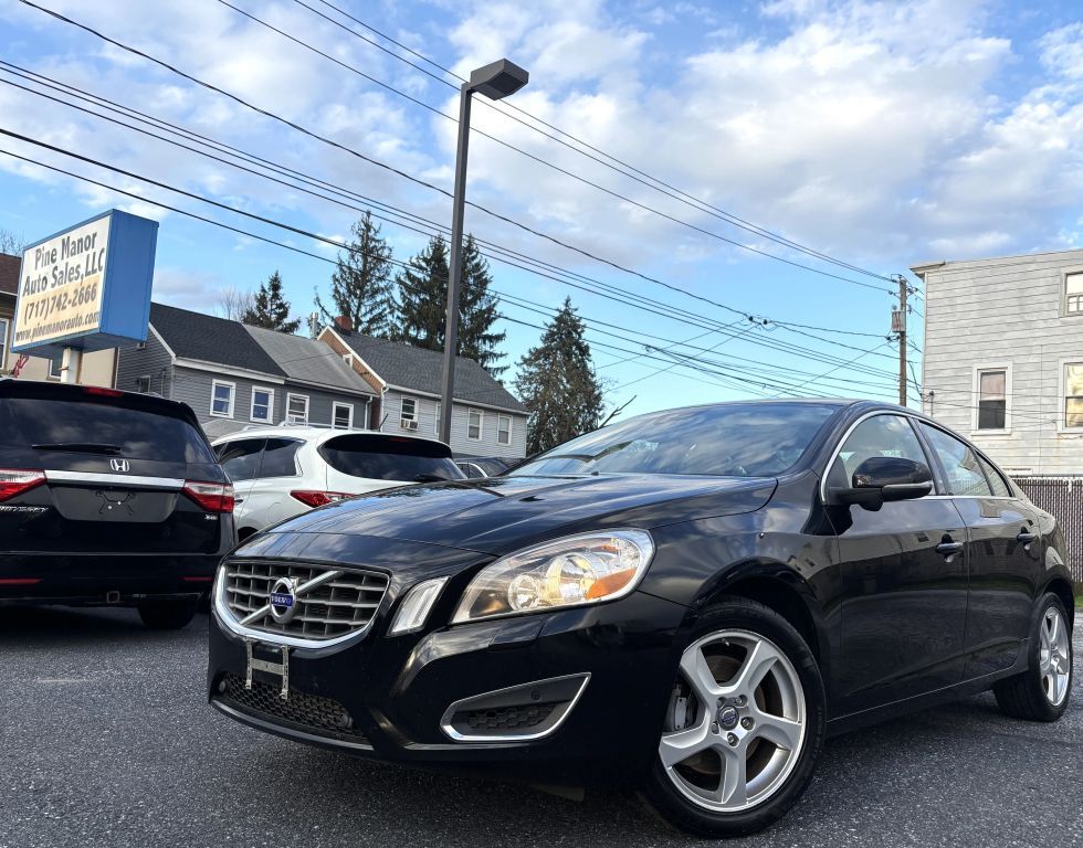 2012 VOLVO S60