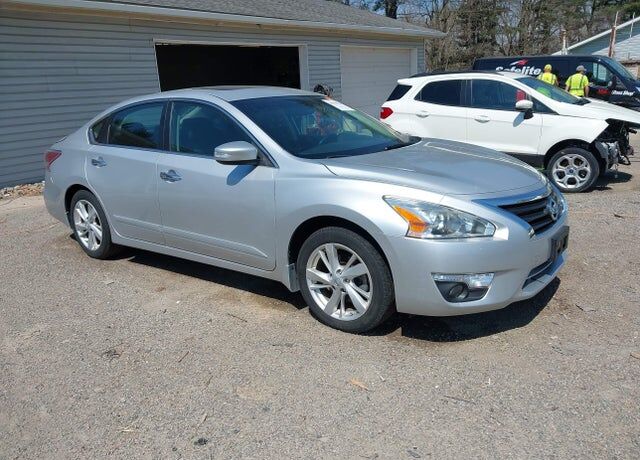 2015 NISSAN Altima