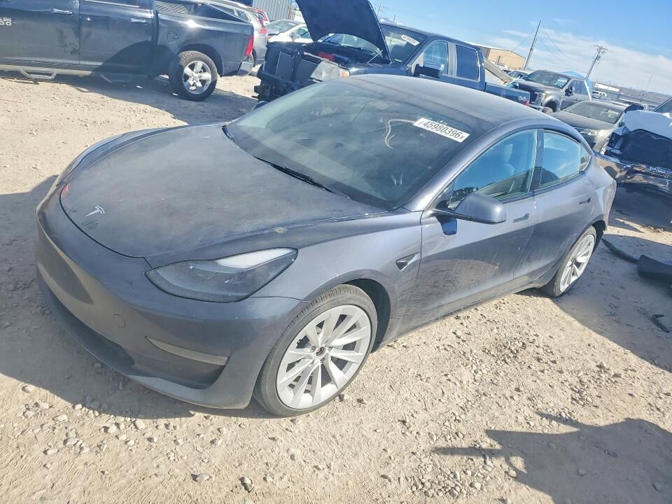 2022 TESLA Model 3