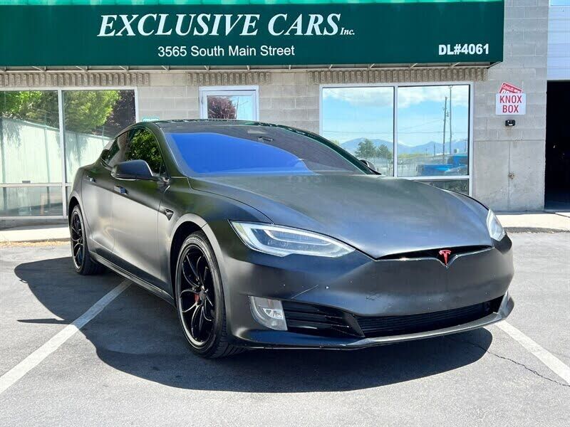 2016 TESLA Model S