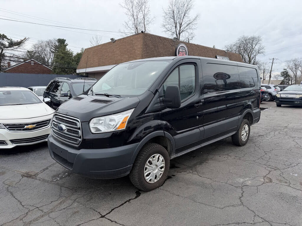 2017 FORD Transit