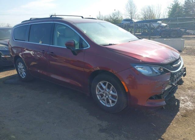 2021 CHRYSLER Voyager