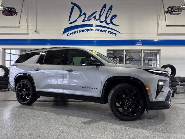 2024 CHEVROLET Traverse