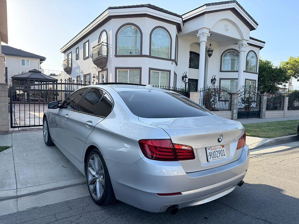 2011 BMW 5 Series