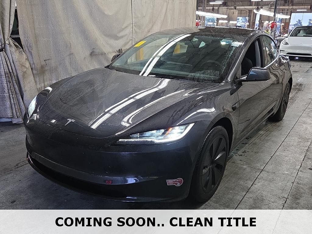 2025 TESLA Model 3