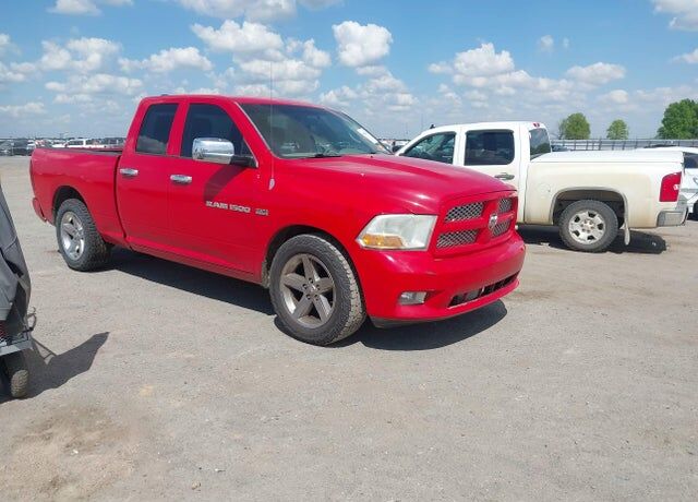 2012 DODGE Ram