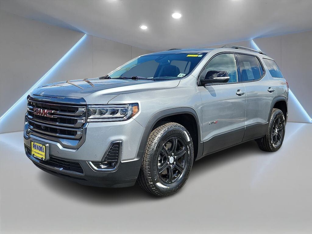 2023 GMC Acadia