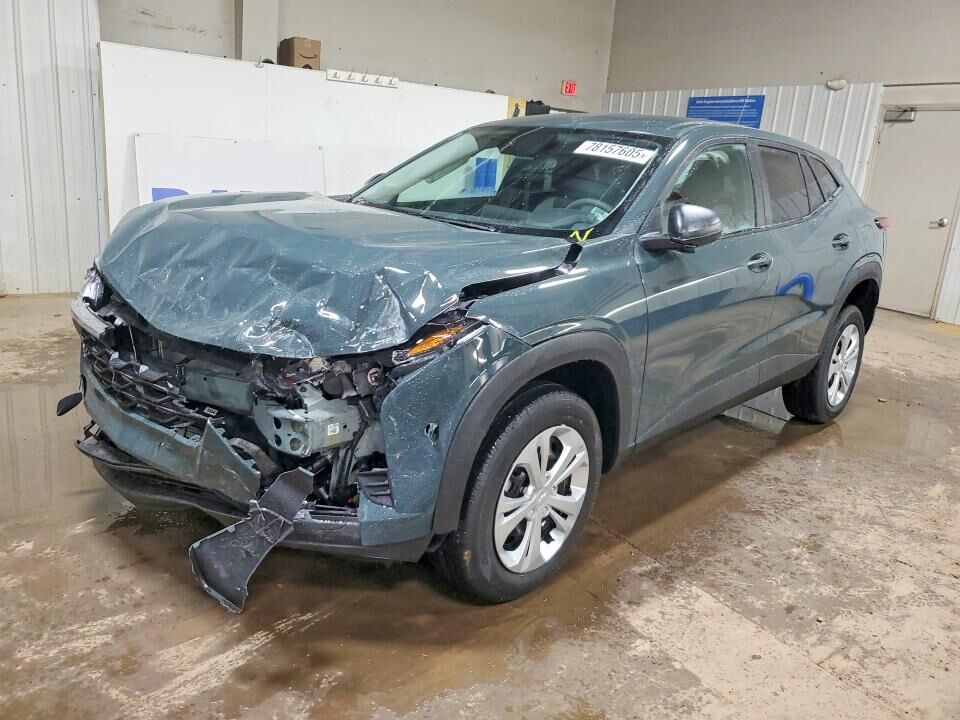 2026 CHEVROLET Trax