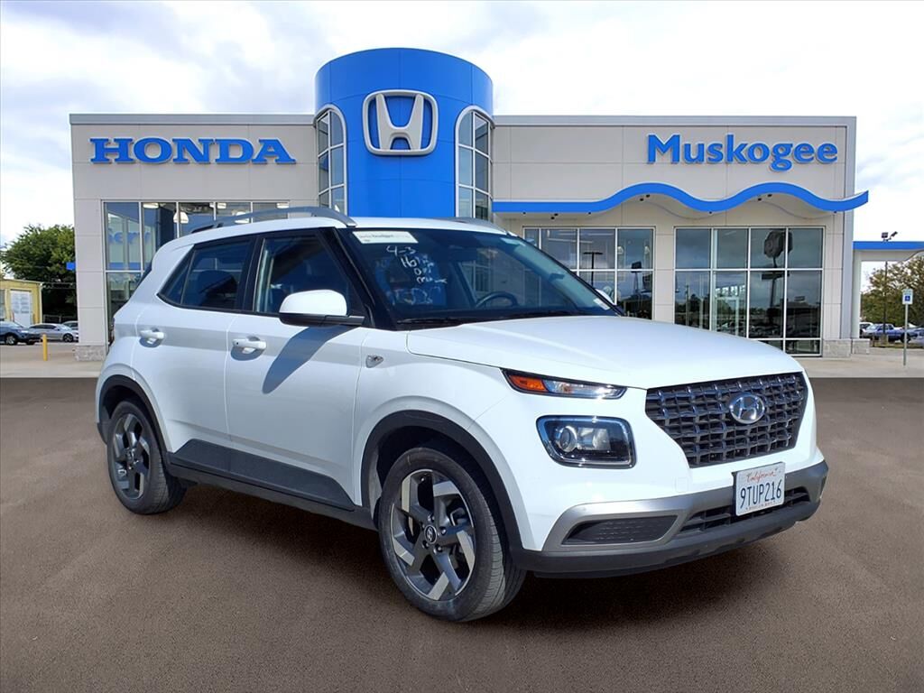 2025 HYUNDAI Venue