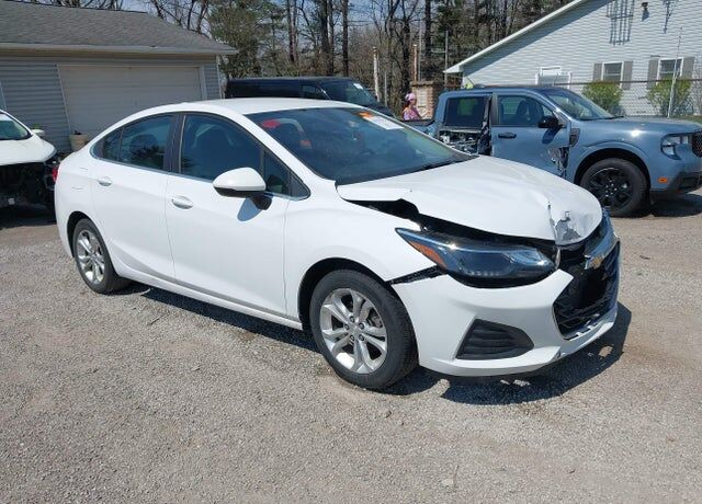 2019 CHEVROLET Cruze