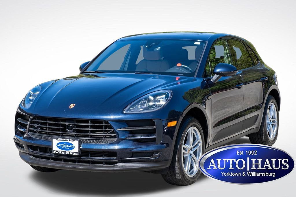 2020 PORSCHE Macan