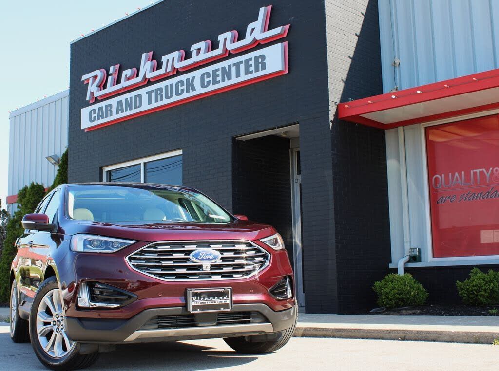 2019 FORD Edge