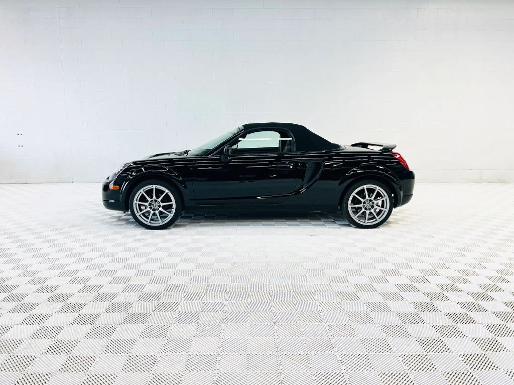 2002 TOYOTA MR2