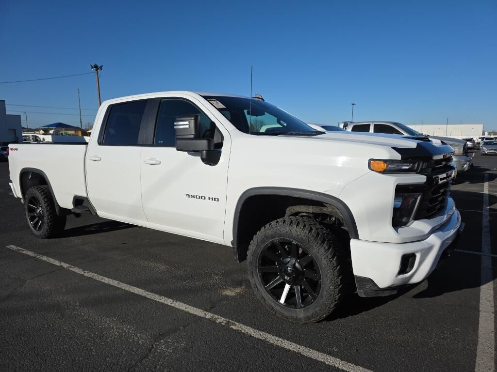 2024 CHEVROLET Silverado HD