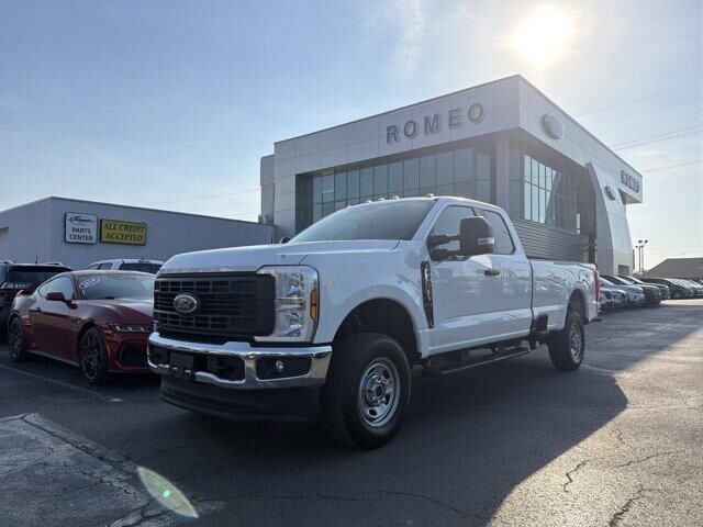 2025 FORD F-250