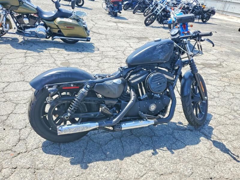 2022 HARLEY DAVIDSON Iron 883