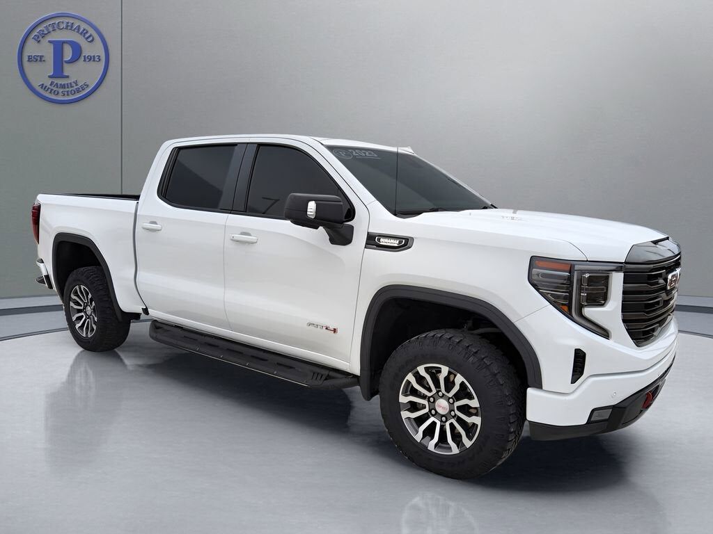 2023 GMC Sierra