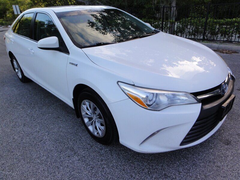 2016 TOYOTA Camry