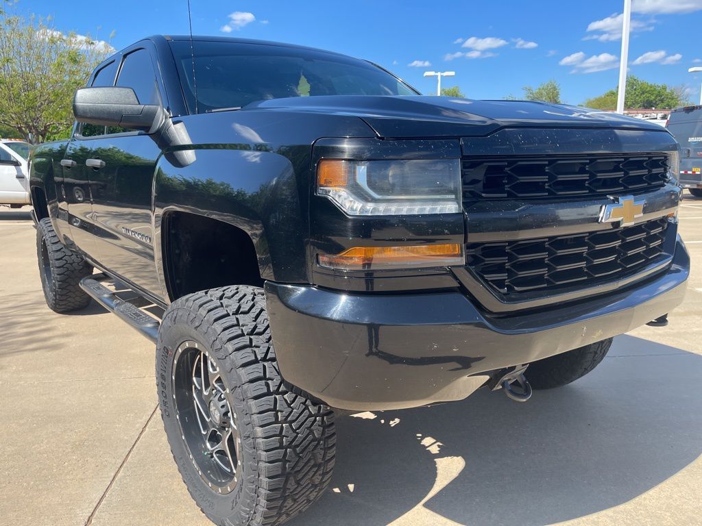 2018 CHEVROLET Silverado