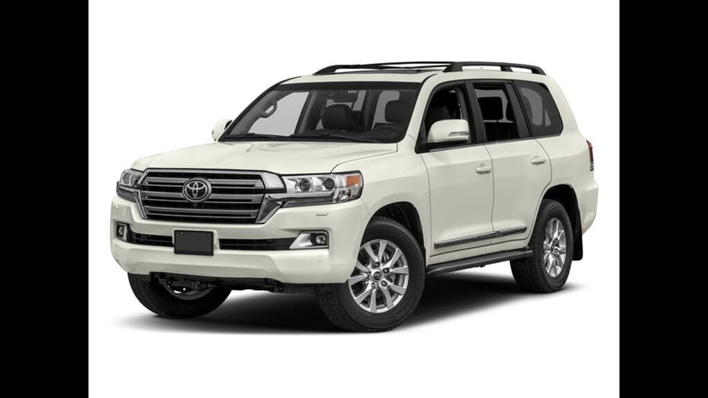 2017 TOYOTA Land Cruiser