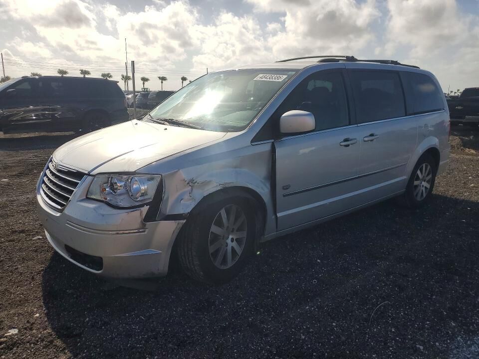 2009 CHRYSLER Town and Country