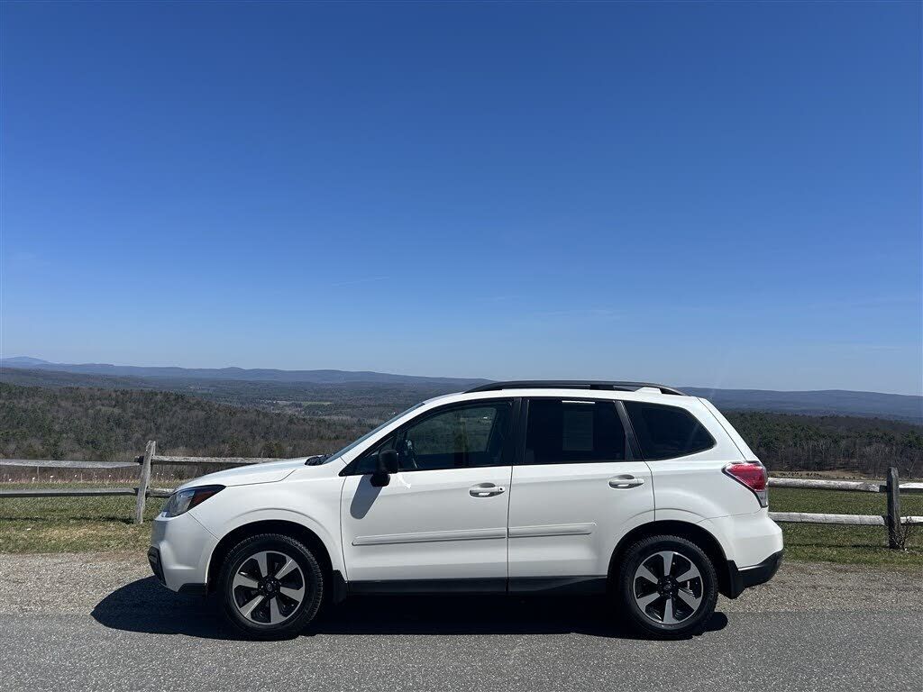 2018 SUBARU Forester