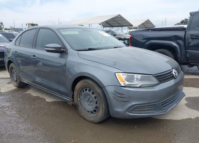 2014 VOLKSWAGEN Jetta