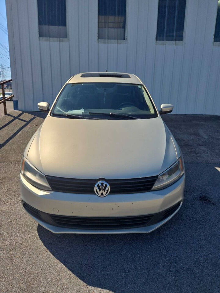 2011 VOLKSWAGEN Jetta