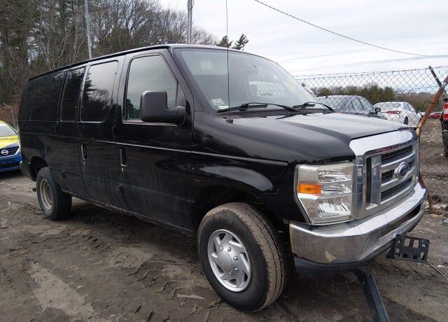2011 FORD E-250