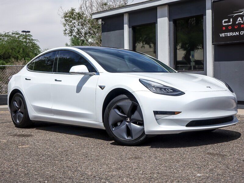 2019 TESLA Model 3